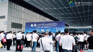壁掛式電采暖爐費電嗎，買的時候該怎么選呢